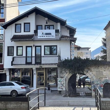 Town Hostel Печ Екстер'єр фото
