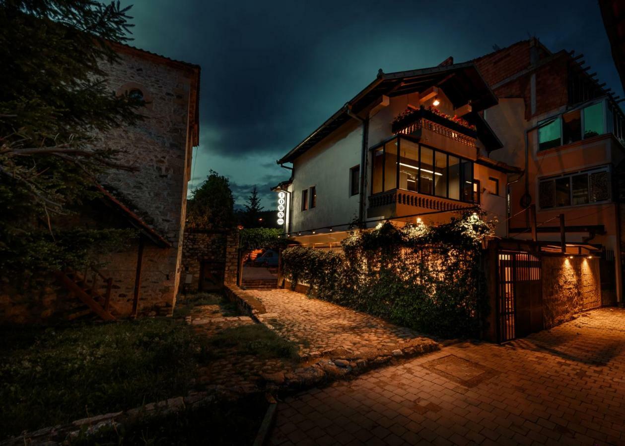 Town Hostel Печ Екстер'єр фото