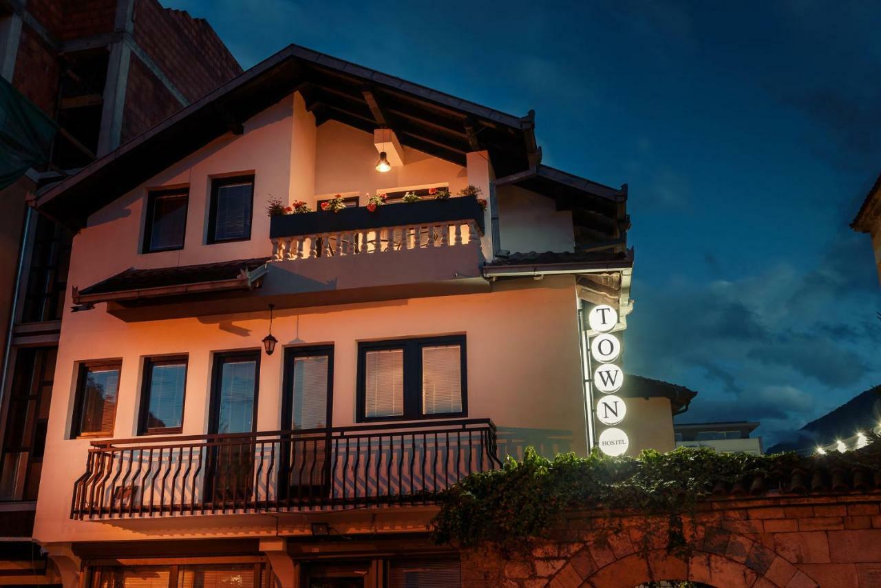 Town Hostel Печ Екстер'єр фото